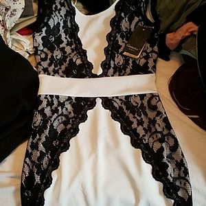 Short dress... Black and white